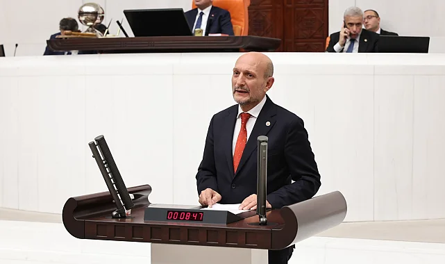 SP'li Atmaca'dan Bakan Uraloğlu'na 'Bursa Raylı Sistem' önergesi
